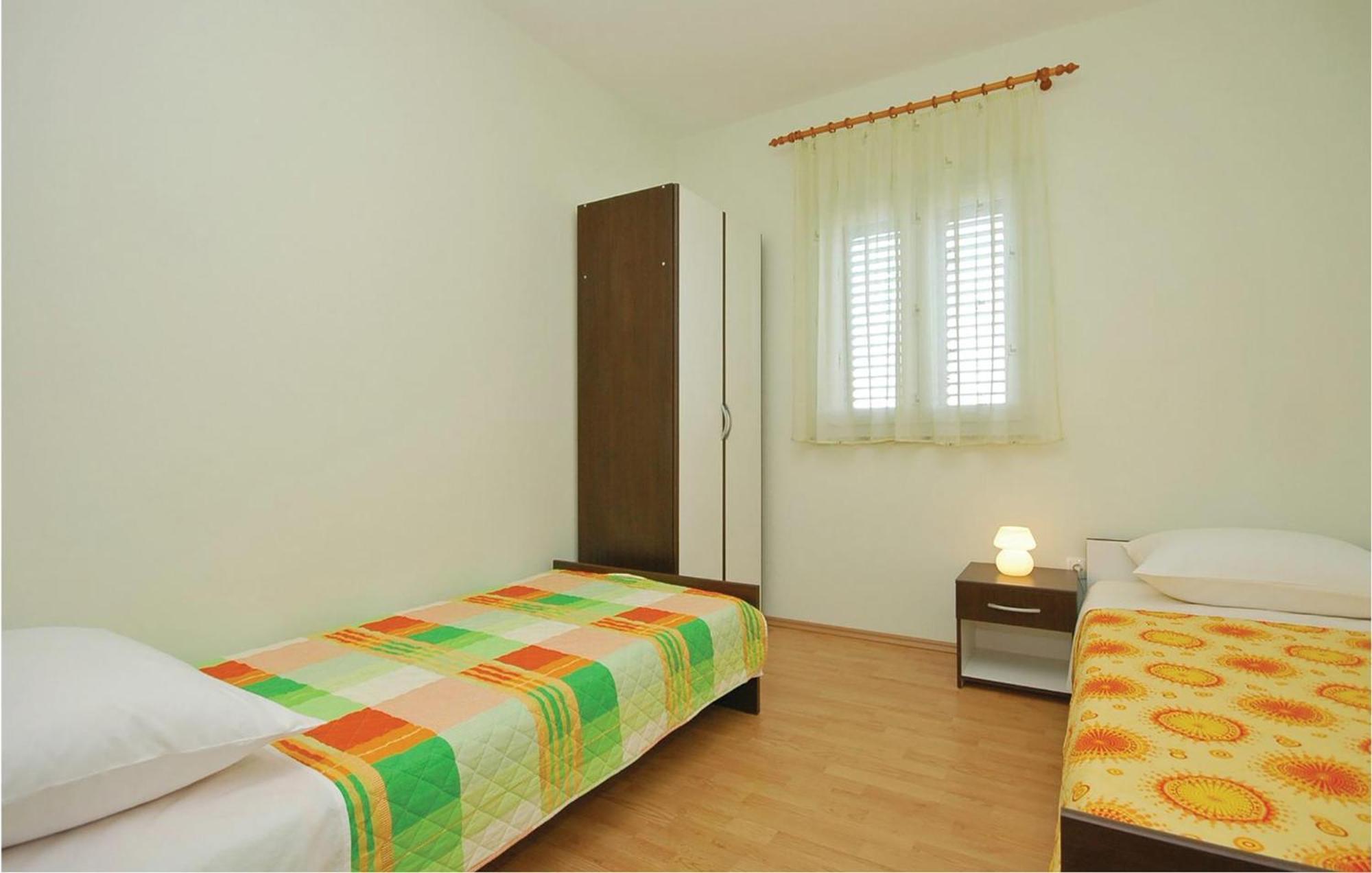 Apartment Pavlinka bb III Posedarje Bagian luar foto